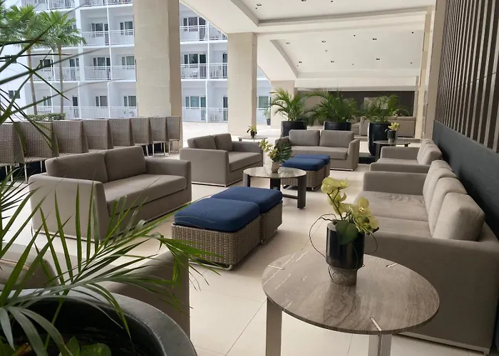 Apartment Perfect For Family With 2 Large Beds - 517 *
